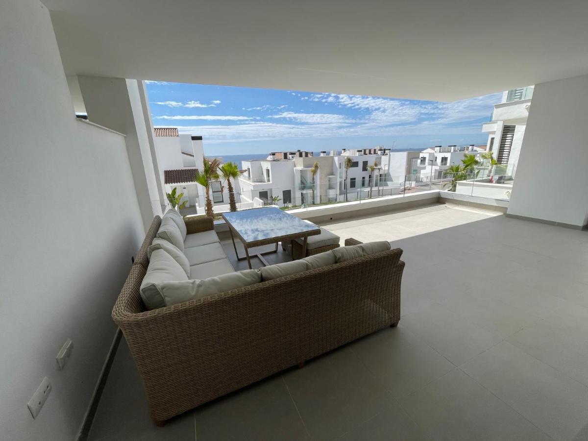 Modern 2 Beds Apartment In Alcaidesa Eksteriør bilde